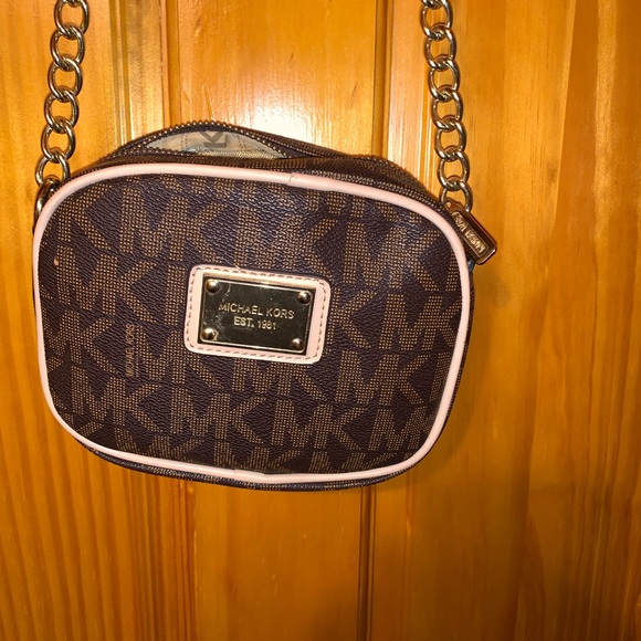 michael kors shoulder bag - Picture 1 of 6